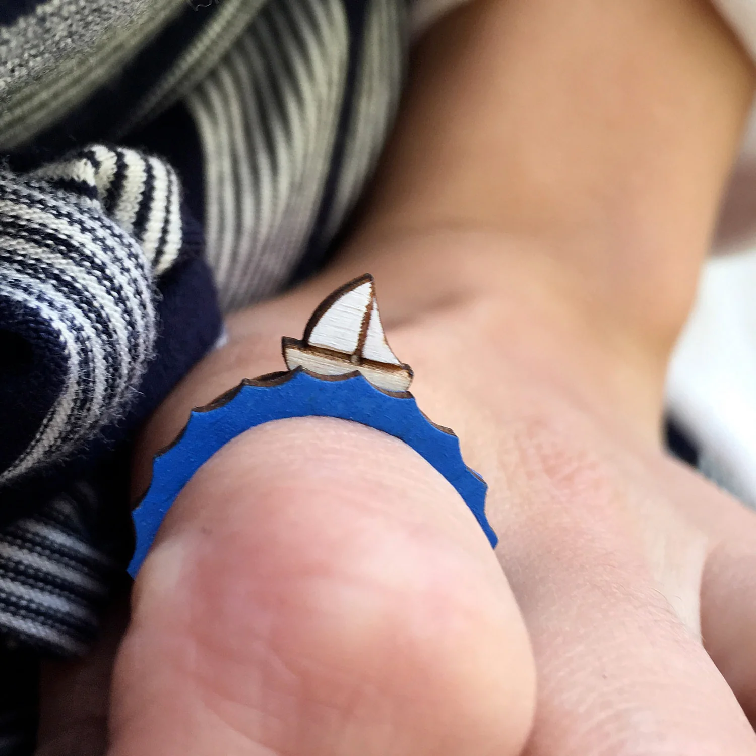 Thumb 2
